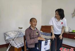 常德市红十字会赴鼎城区开展“端午”“六一”双节慰问活动